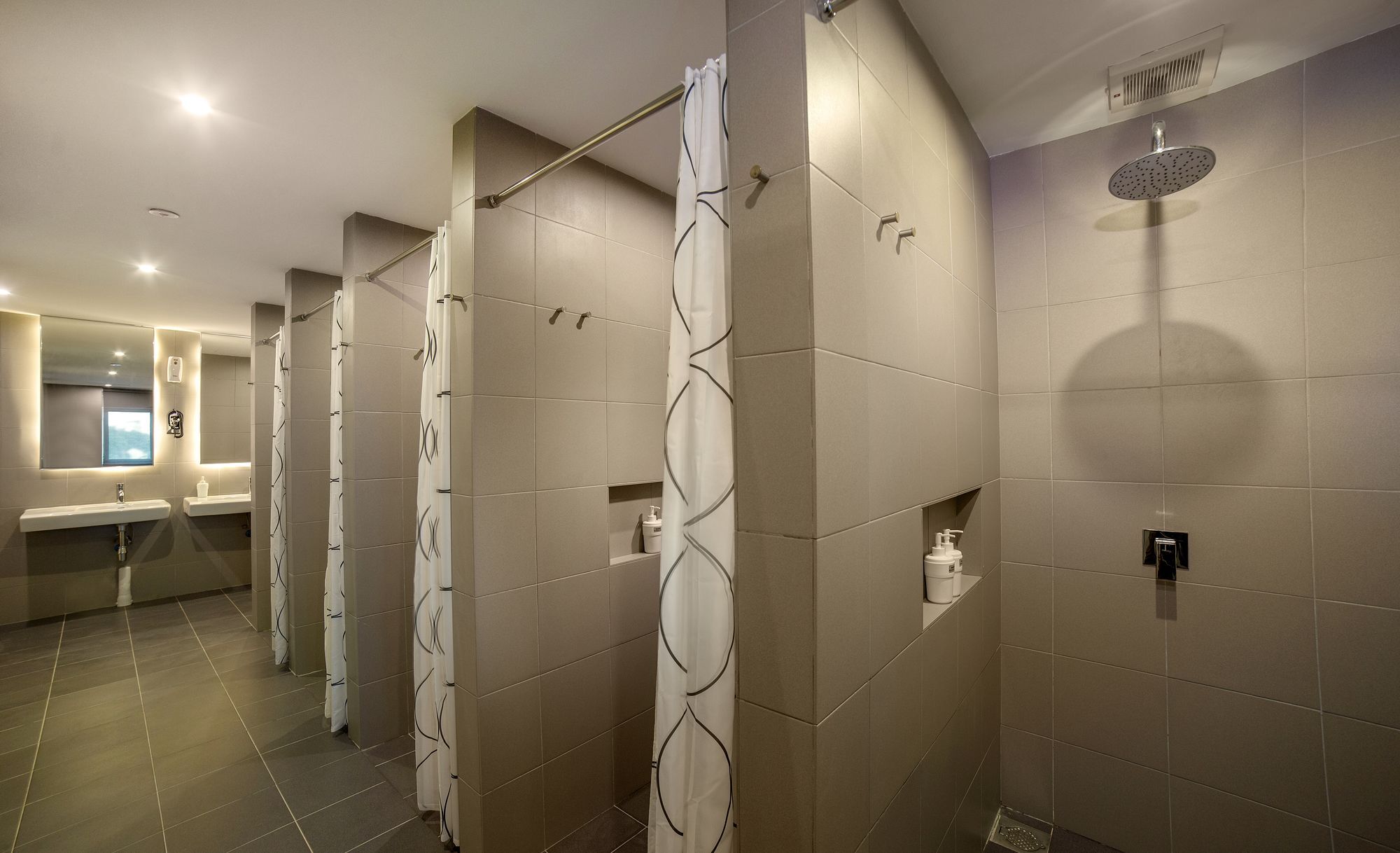 Riccarton Capsule Hotel Kuala Lumpur Exterior foto