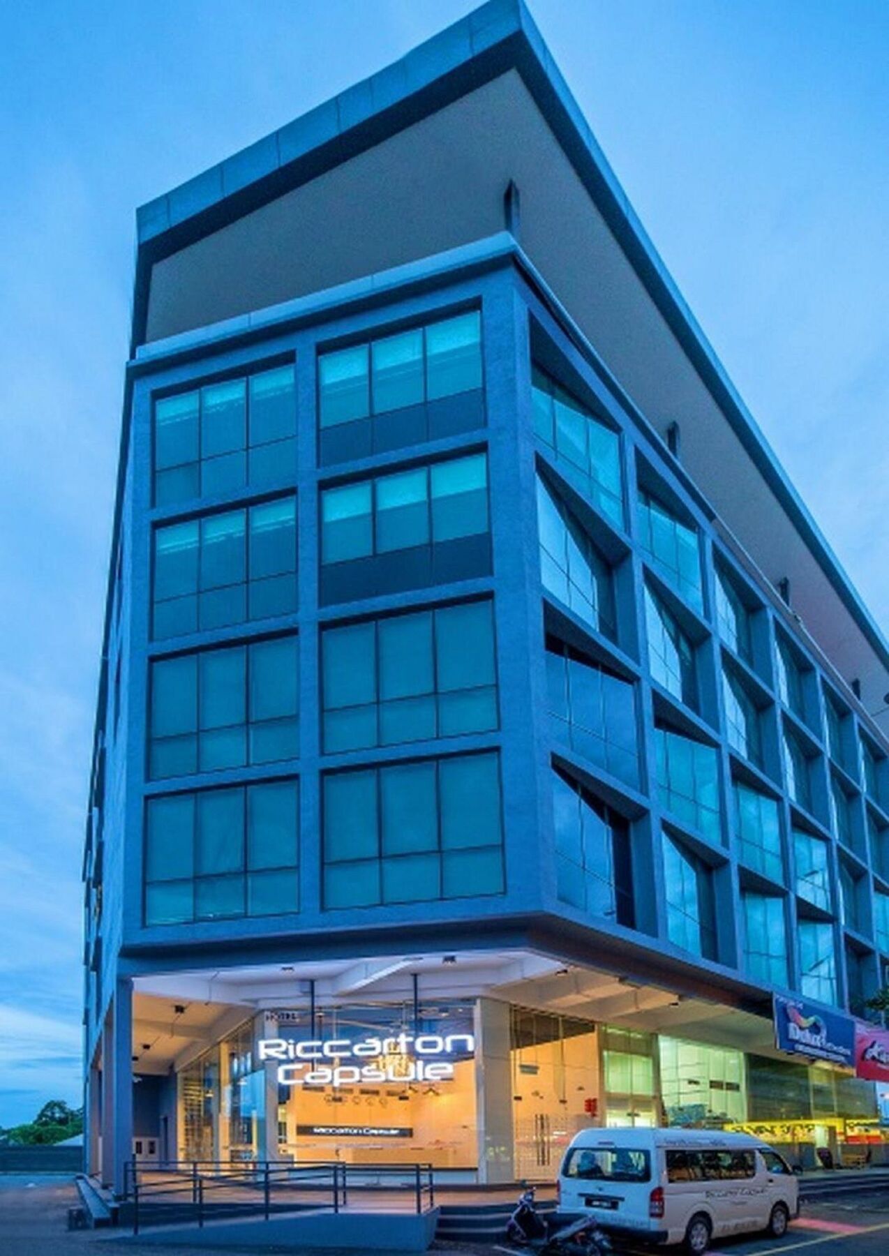 Riccarton Capsule Hotel Kuala Lumpur Exterior foto